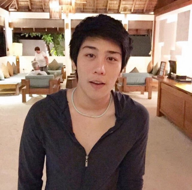 "ไฮโชแชมป์" โพสต์แขวะใคร??ขายซูเปอร์คาร์ผิดกฎหมาย