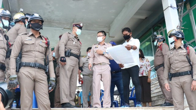 ศาลพิพากษาให้เจ้าของที่ดินดูแลตลาดสุรนครจำเลยจ่าย100ล.