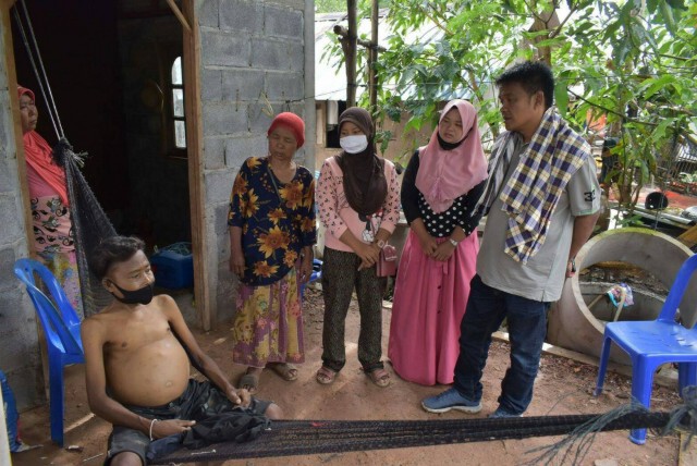 หนุ่มป่วยเมียหนีทิ้งลูก 3 ชีวิตไว้อย่างอนาถา