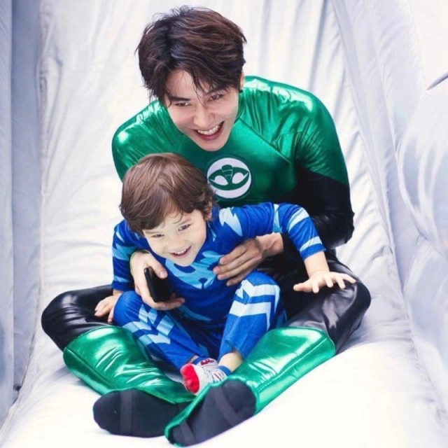 เปิดตัวเลขค่าเลี้ยงดู "ไมค์ พิรัชต์" ส่งให้ลูกชาย สูงลิบ 1.7 ล้านต่อปี