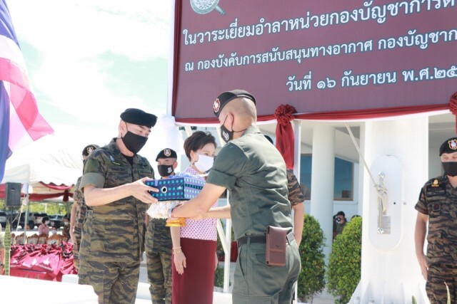 "บิ๊กแป๊ะ"ซึ้งใจ ขบวนเกียรติยศ "เกษียณอายุราช"