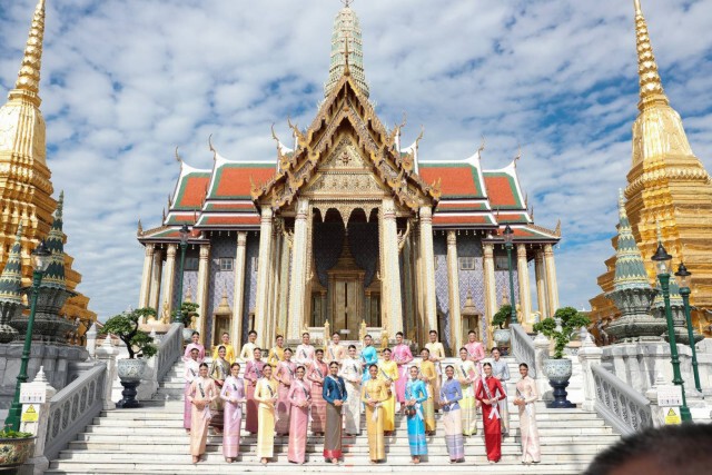 มิสยูนิเวิร์สไทยแลนด์ 2020 สักการะสิ่งศักดิ์สิทธิ์คู่บ้านคู่เมือง