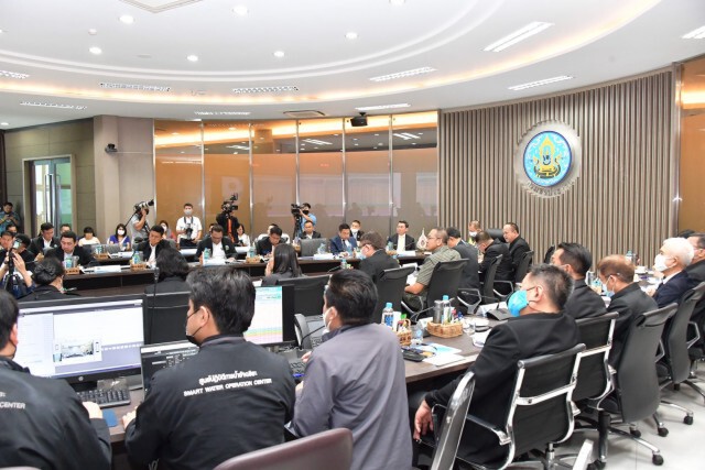 'เฉลิมชัย' สั่งกรมชลฯ สำรองน้ำให้เพียงพอใช้ฤดูแล้ง