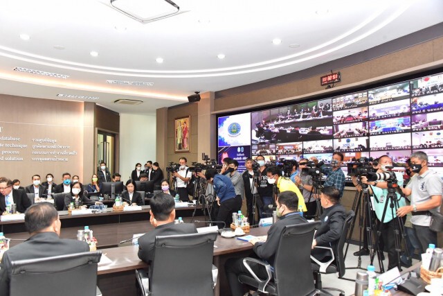 'เฉลิมชัย' สั่งกรมชลฯ สำรองน้ำให้เพียงพอใช้ฤดูแล้ง
