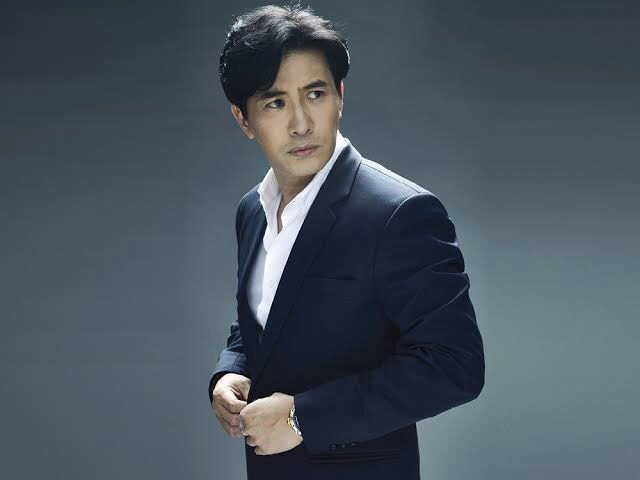 "หนุ่ม กรรชัย" น้ำตาซึม โพสต์ให้กำลังใจ "ไมค์" สุดซึ้ง