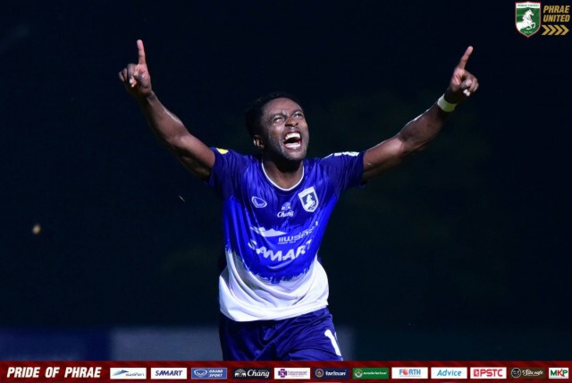 ศึกดาร์บี้แมตช์เมืองเหนือไทยลีก 2 แพร่ถล่มลำปางเละ 3-0
