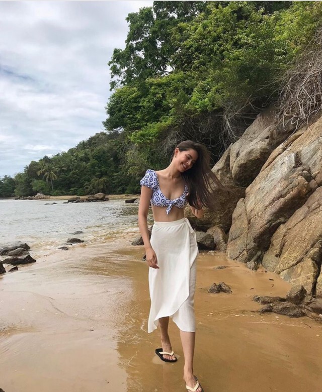 ทะเลหวาน ณเดชน์-ญาญ่า ทำท่าอินฟินิตี้เลิฟกลางทะเล