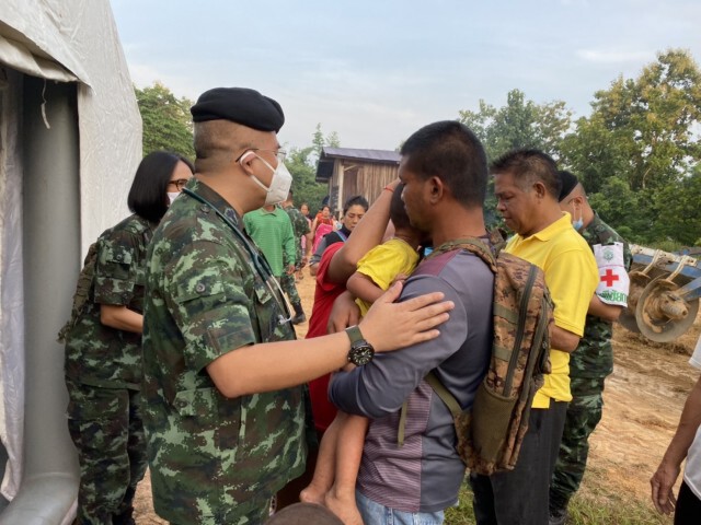 พบแล้ว"น้องไฟท์" คืนสู่อ้อมอก หลังหายจากบ้านนาน 14 ชั่วโมง