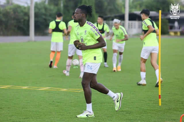 ราชบุรีมิตรผลฯลุย"โปลิศเทโร"เกมไทยลีก วันเสาร์ที่ 19