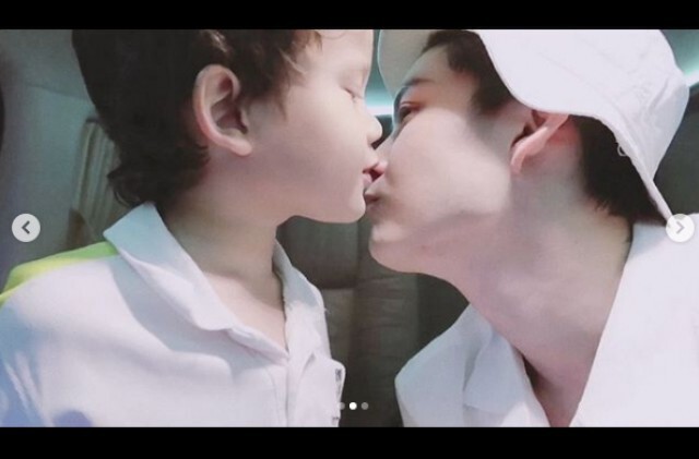 "กอล์ฟ พิชญะ" ฝากข้อความสุดซึ้งถึงหลานรัก "น้องแม็กซ์เวลล์" ยันแด๊ดดี๊ ไมค์ รักหลานมาก
