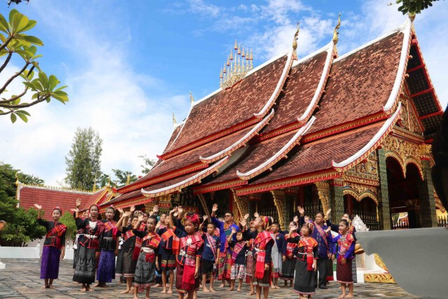 ผ่อนปรนโควิด เที่ยวคึกคัก ชมความงามวัดวังคำ