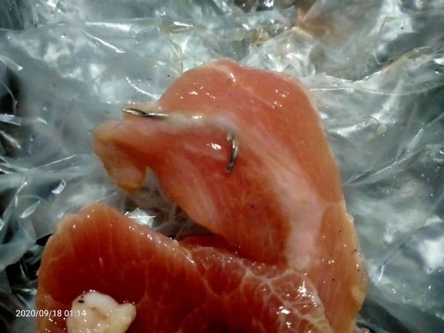 สาวผวา ซื้อหมูกระทะ ดันได้เหล็กแหลมมาด้วย ลักษณะคุ้นๆ เกือบกินไปแล้ว