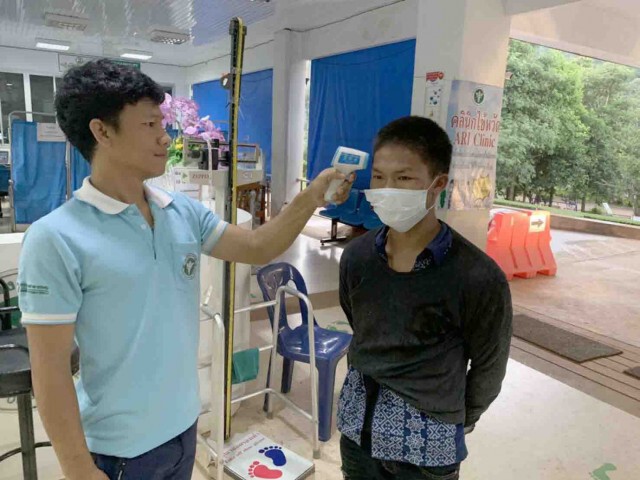 รวบหนุ่มพม่าลอบเข้าเมือง-หวั่นแพร่เชื้อโควิด