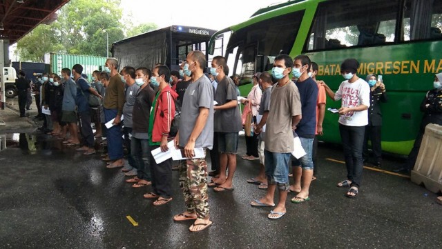 มาเลเซียส่งกลับคนไทย48คนสั่งเข้มกักตัว14วัน
