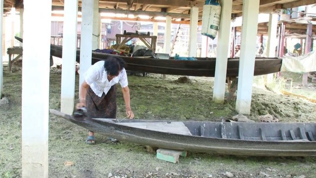 ชาวพิจิตรเตรียมเรือรับมือ "พายุโนอึล"