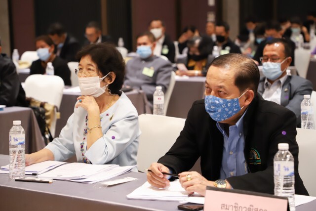 ‘ฉัตรชัย’ เดินหน้าปฏิรูป Smart Farmer ตามแผนฯ