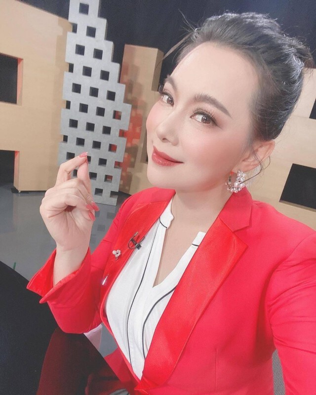 ความหวังของประชาชน! "บุ๋ม" จับมือ "แทค" ถูกรับเชิญจับล็อตเตอรี่ งวด 1 ต.ค.