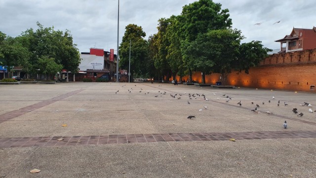 เวทีคู่ขนานเชียงใหม่เช้านี้เหงา