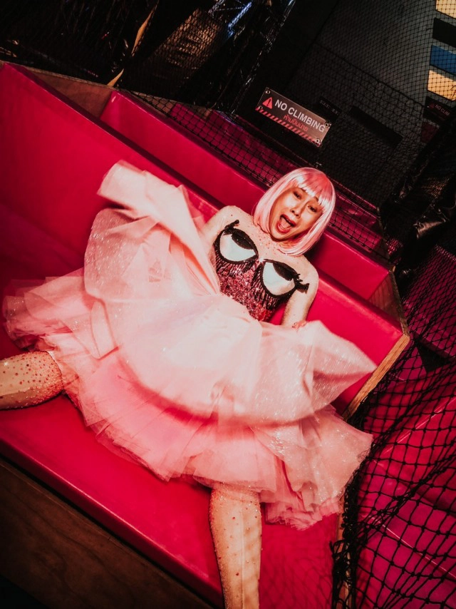 "โอ๋ ปารีเณ" ดาว TikTok ส่งซิงเกิลใหม่ ตาลอยไม่ตั้ลลัก