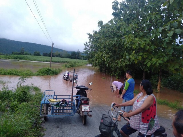 โนอึลพ่นพิษฝนตกหนักน้ำป่าหลากท่วมบ้านเรือน 20 หลัง