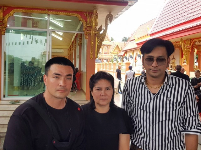 ศิลปินตลกอาลัยรดน้ำศพ "โรเบิร์ต สายควัน" เผย ปัญหาครอบครัวทำตายตาไม่หลับ