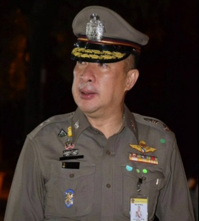 "หมุดคณะราษฎร" ยังอยู่ เตรียมแจ้งแกนนำม็อบฯ