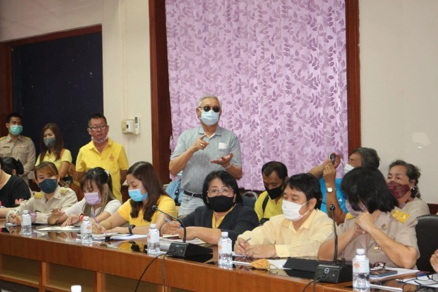 ร้องนายทุนแอบเลี้ยงนกนางแอ่นกลางเมืองพิษณุโลก