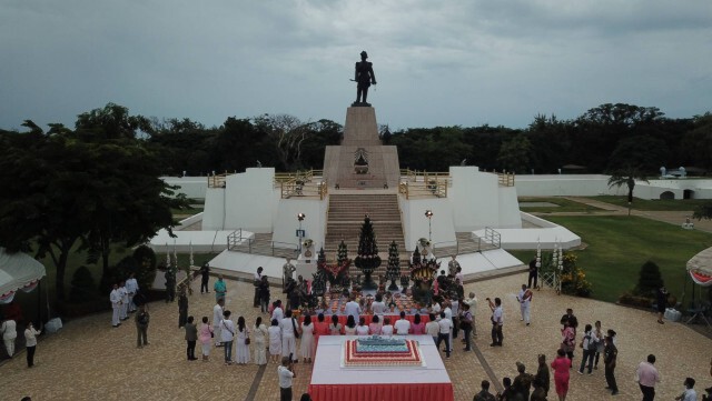 บิณฑ์ จัดพิธีบวงสรวงครบรอบ 167 ปี ร.5