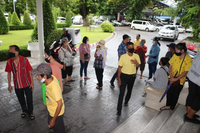 ร้องนายทุนแอบเลี้ยงนกนางแอ่นกลางเมืองพิษณุโลก