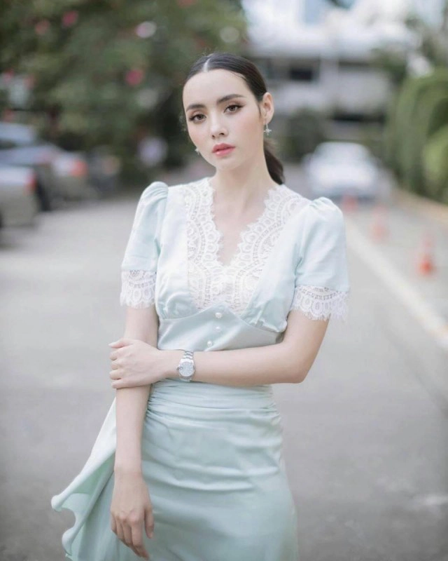 จับตา ทุกย่างก้าว มุกดา นรินทร์รักษ์ สวยดูแพง โกยเรตติ้งแรงทุกเรื่อง