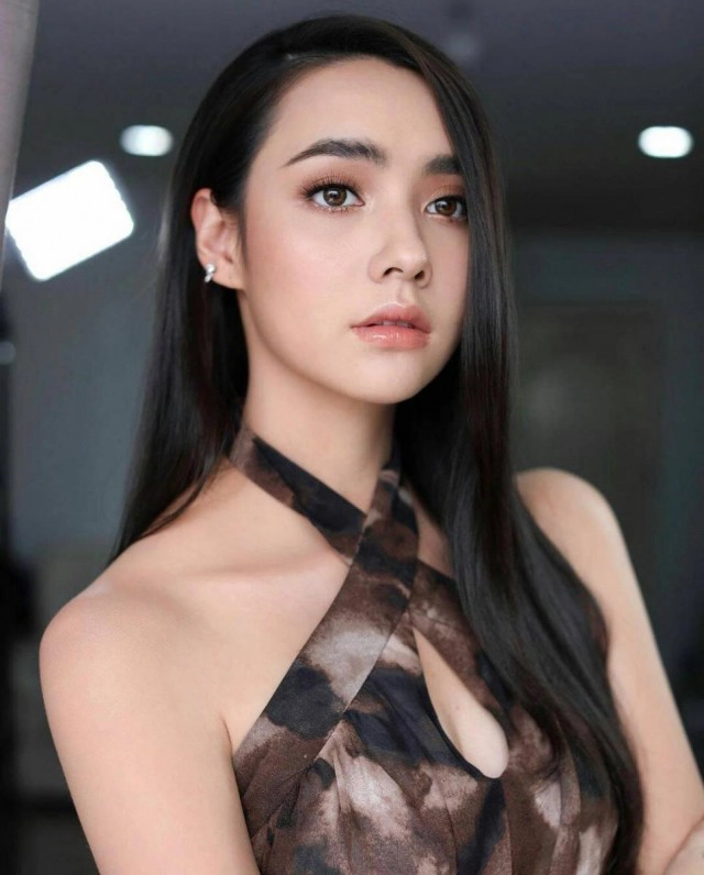 จับตา ทุกย่างก้าว มุกดา นรินทร์รักษ์ สวยดูแพง โกยเรตติ้งแรงทุกเรื่อง