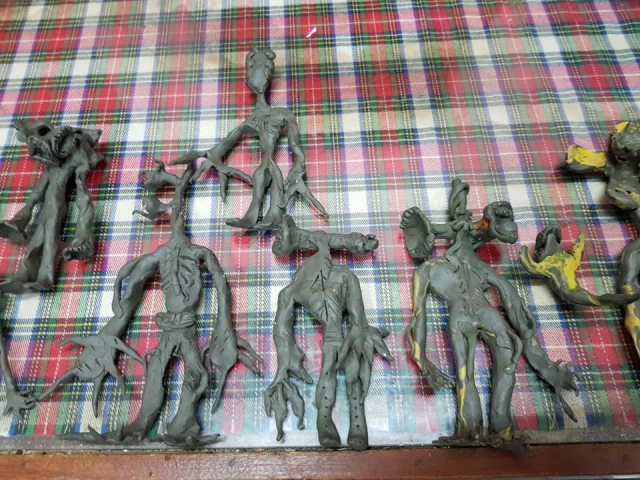 แม่ไปไม่ถูกลูก 4 ขวบ ปั้นดินน้ำมันรูปเปรตทั้งวันไม่ทำกิจกรรมอื่น กลุ้มใจอยากให้ออกวงจรนี้