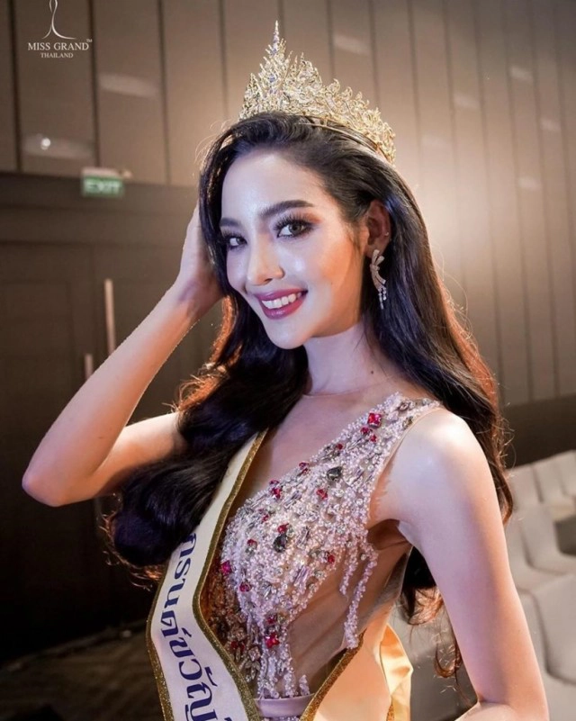 "พัดชา"  รอง2 มิสแกรนด์ ป่วยหนักถูกหามเข้า รพ.ด่วน!!!