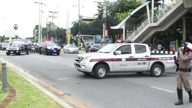 เพื่อนล้อหนุ่มม.3เครียด วิ่งโดดสะพานซ้ำ