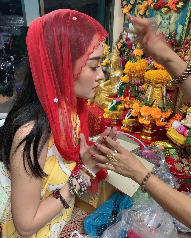 "แก้มบุ๋ม" มูเก่ง จนแฟนหนุ่มสะกิดคุยเรื่องแต่งงาน