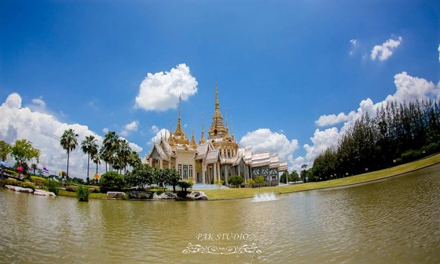 ย้อนทำความรู้จัก "วัดสรพงศ์" ในวันที่ "พระเอกดาวค้างฟ้า" จากไปตลอดกาล