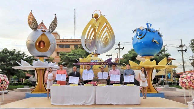 ลงนามบันทึกข้อตกลงจังหวัดปทุมธานี สรรค์สร้างประติมากรรมดอกบัว 100 ปี