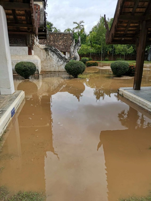 ฝนถล่มเชียงใหม่-วัดต้นเกว๋นจมบาดาล