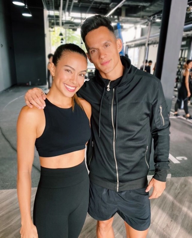 "เทย่า"  ประกาศข่าวดีเบบี๋มาแล้ว พร้อมโพสต์คลิปหวานกับสามีสุดที่รัก