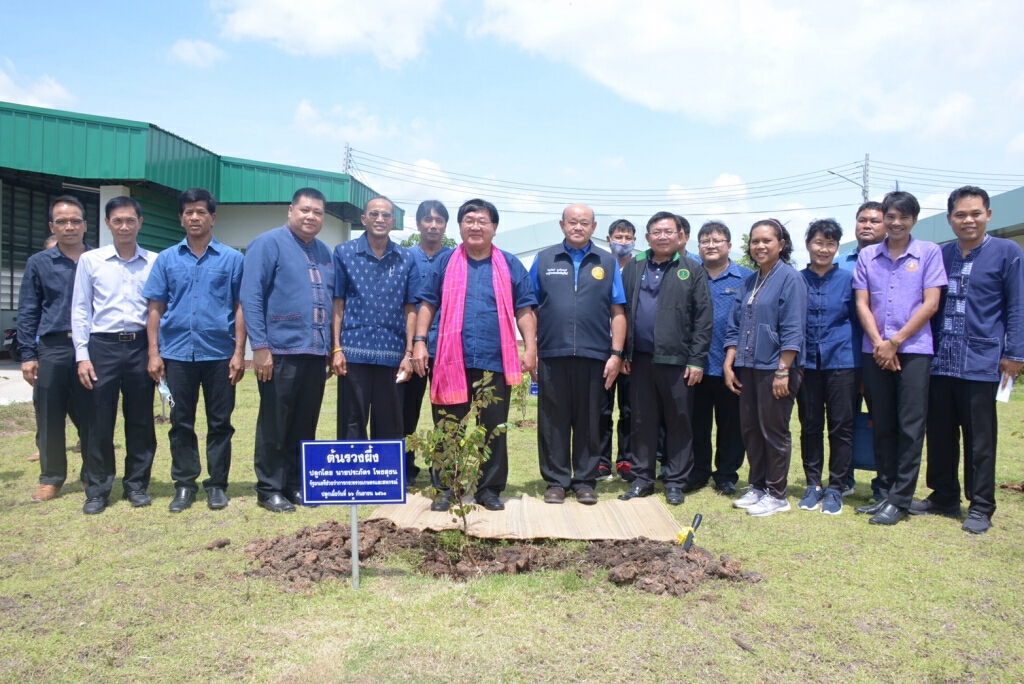 รมช.เกษตร วางเป้าผลิตเมล็ดพันธุ์ดีเพิ่มขึ้น 1.6 แสนตัน/ปี แก้ปัญหาเมล็ดพันธุ์ไม่เพียงพอ
