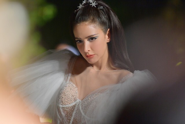 แอบส่องความสวยสง่าของ "ศรีริต้า และ เทย่า" ว่าที่คุณแม่ป้ายแดงสุดปัง