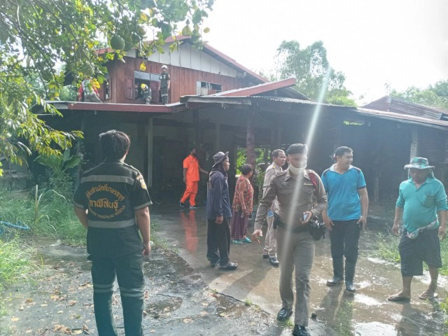 หนุ่มคลั่งหลอนจุดไฟเผาบ้านหวิดคลอกตัวเองดับ