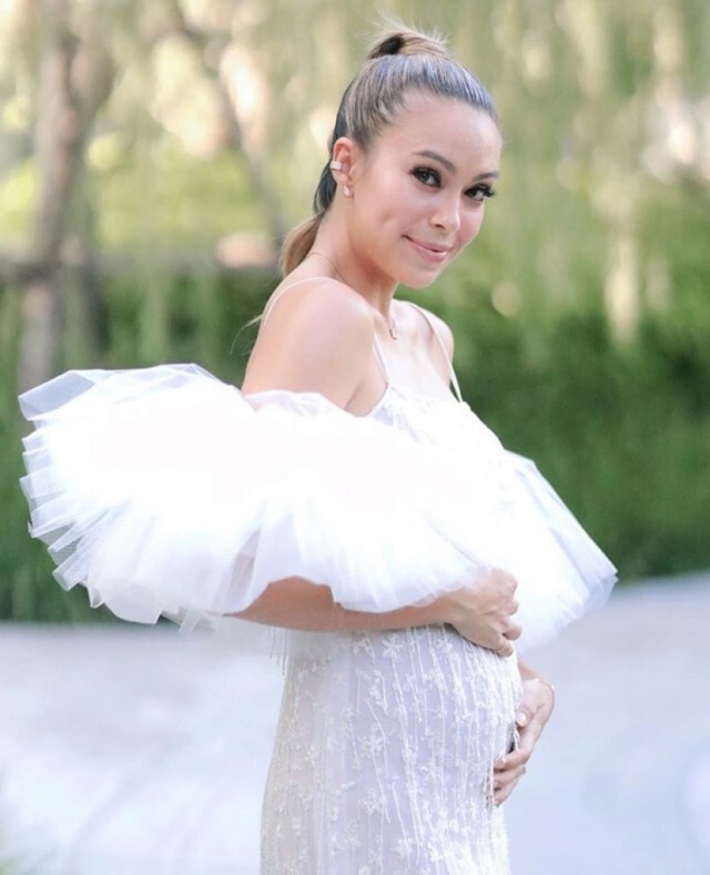 แอบส่องความสวยสง่าของ "ศรีริต้า และ เทย่า" ว่าที่คุณแม่ป้ายแดงสุดปัง