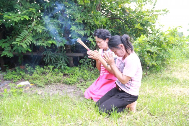 โจรสุดแสบขโมยกระบะจอดจักรยานทิ้งให้ดูต่างหน้า