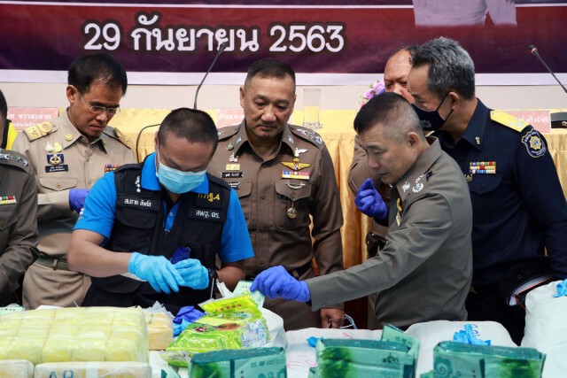 ยึดล็อตใหญ่ยาบ้า10 ล้านเม็ดไอซ์ 694 กก.ค่า 1,144 ล้านบาท