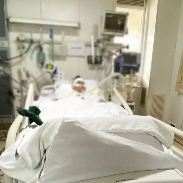 ปิ่น เก็จมณี เยี่ยมลูกชายอีก 1 คน เข้าไอซียูมีอาการชัก ทุก 3 นาที