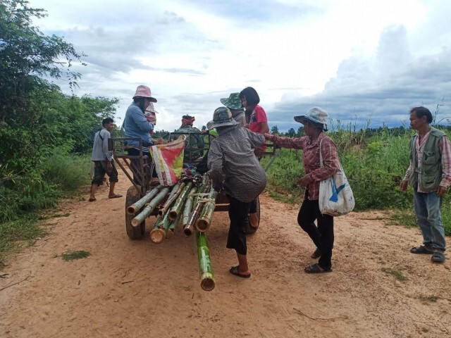 ชาวบ้านค้านเขื่อนโป่งขุนเพชรปักหลักสู้ต่อเรือนแพอยู่