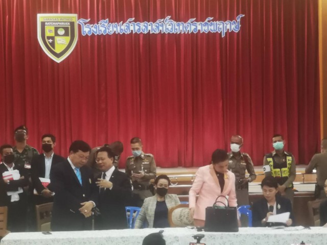 รมช ศธ.ฉุน สั่งดำเนินคดีผู้บริหาร รร.สารสาสน์