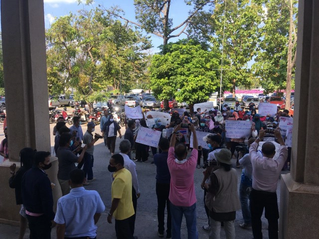 กลุ่มหนุนเจอกลุ่มต้าน สร้างนิคมอุตสาหกรรมจะนะฯ