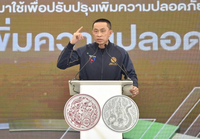 คมนาคมคิกออฟใช้ยางพาราปรับปรุงถนน